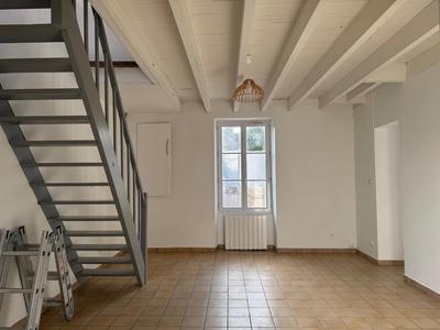 Maison - 111 m² - 3 pièces