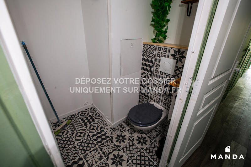 Chambre - 9 m² - 6 pièces