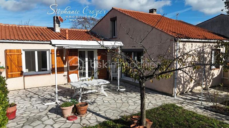 Maison - 95 m² - 5 pièces