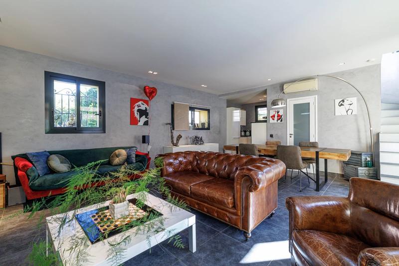 Maison - 94 m² - 3 pièces