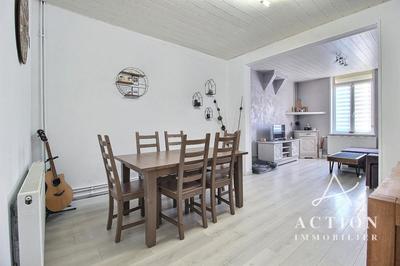Maison - 96 m² - 4 pièces