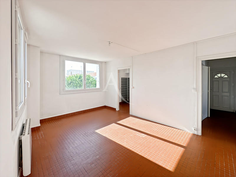 Appartement - 65 m² - 4 pièces