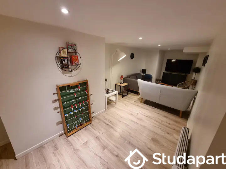 Chambre - 11 m² - 1 pièce