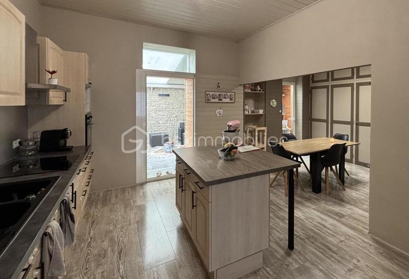 Maison de ville - 177 m² - 6 pièces