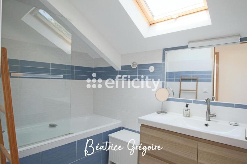 Maison - 160 m² - 7 pièces