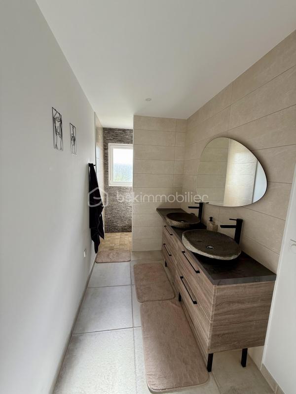 Maison - 97 m² - 4 pièces