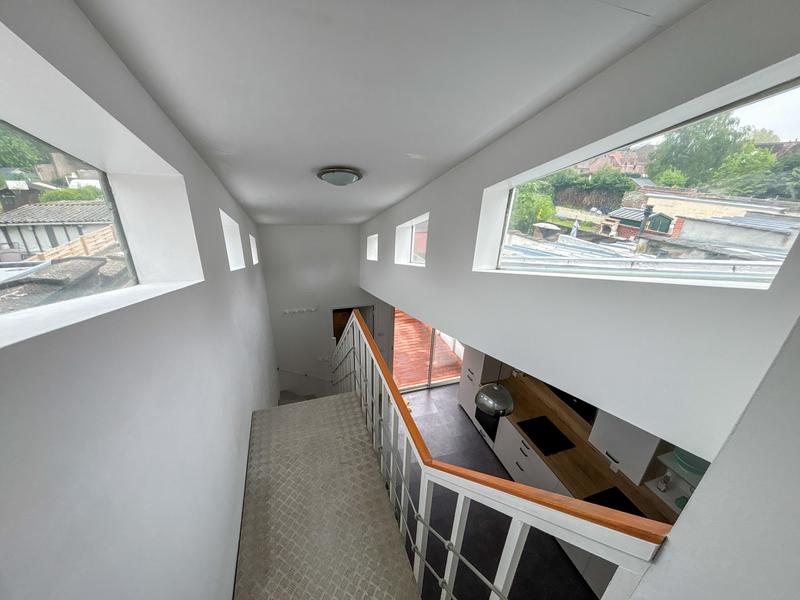 Maison - 85 m² - 5 pièces