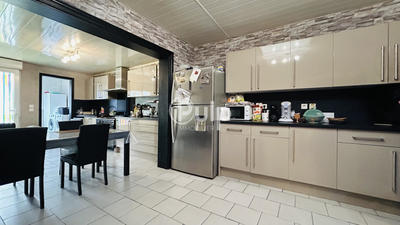 Maison de ville - 144 m² - 8 pièces