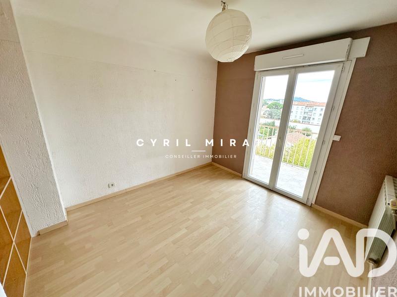 Appartement - 64 m² - 4 pièces