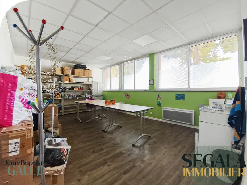 Local commercial - 420 m²