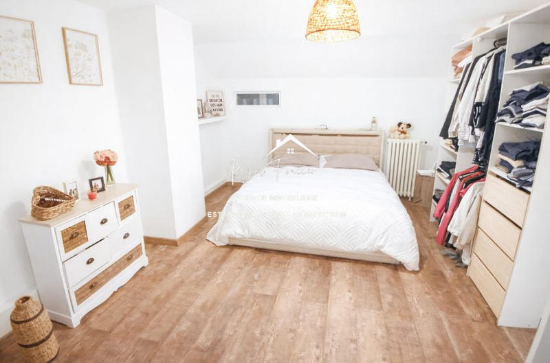 Maison ancienne - 140 m² - 5 pièces