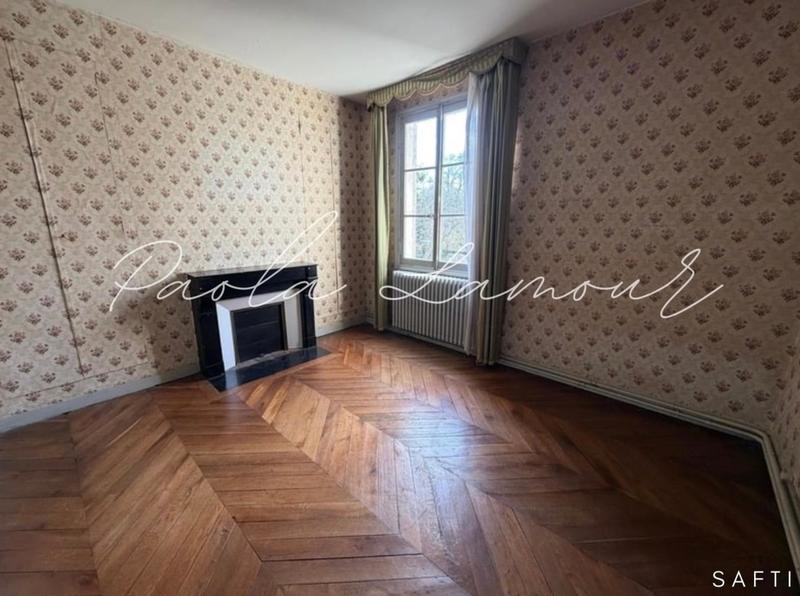 Maison - 184 m² - 8 pièces