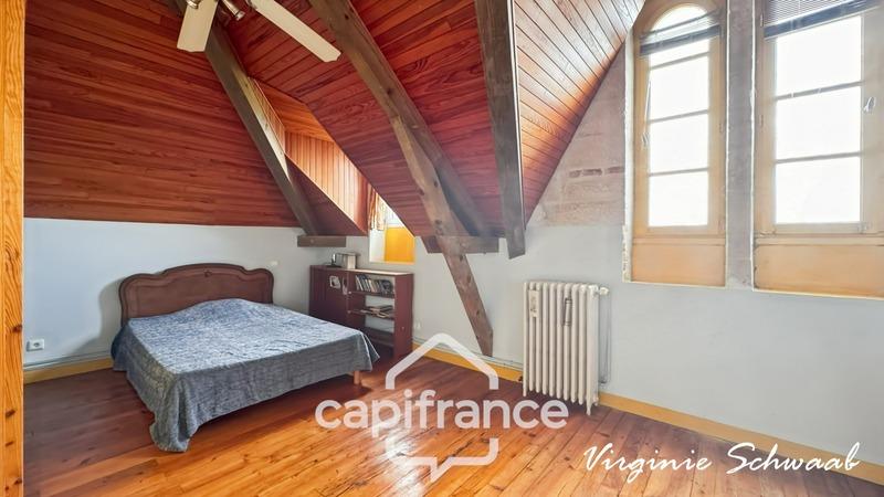 Maison bourgeoise - 282 m² - 9 pièces