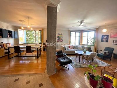 Appartement - 100 m² - 4 pièces