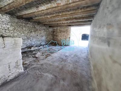 Grange - 350 m² - 6 pièces