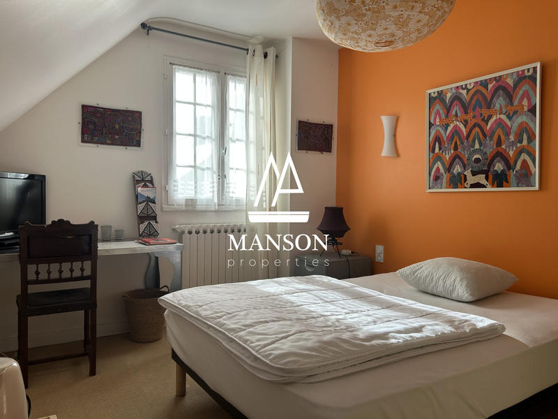 Maison - 141 m² - 6 pièces