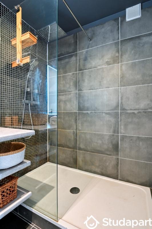 Chambre - 9 m² - 1 pièce