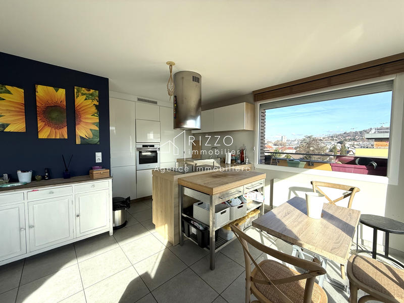 Appartement - 71 m² - 3 pièces