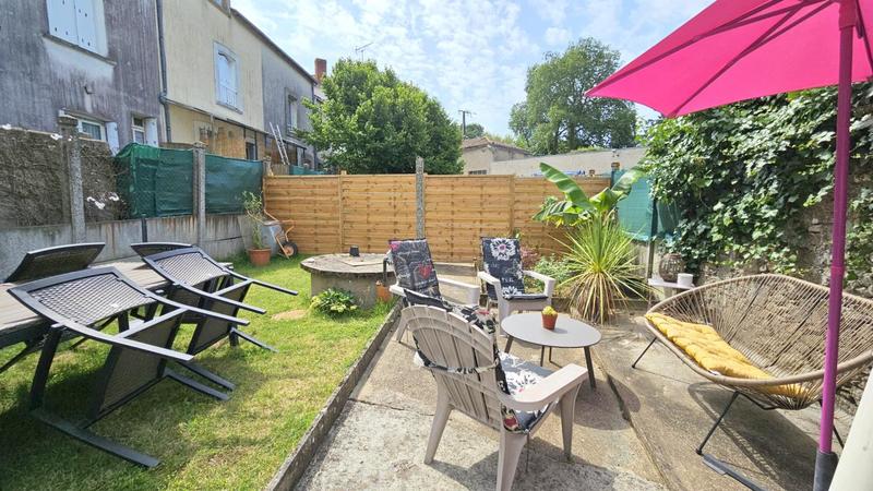 Maison de bourg - 159 m² - 6 pièces