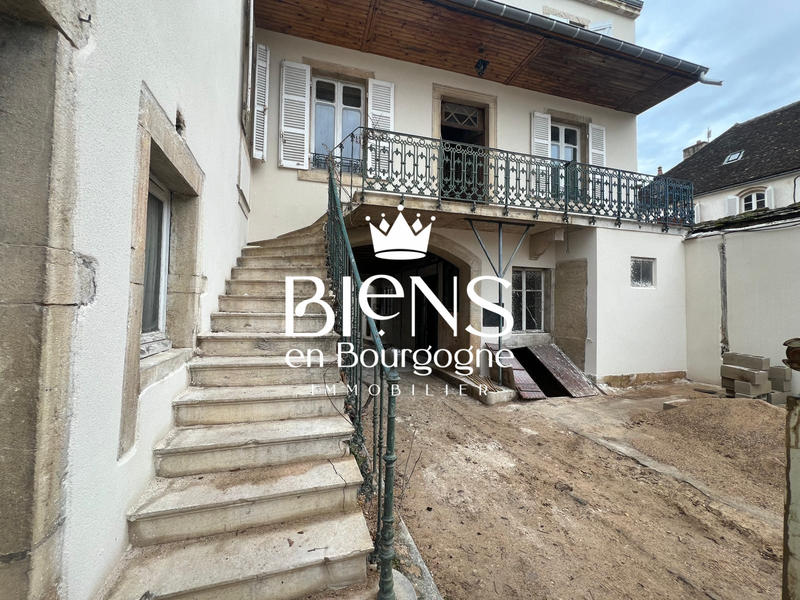 Appartement - 101 m² - 1 pièce