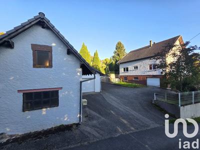 Maison - 198 m² - 6 pièces