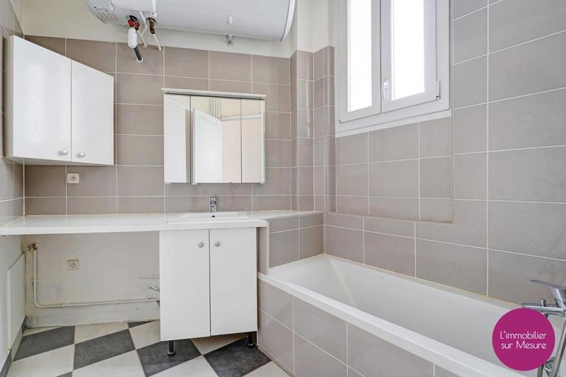 Appartement - 98 m² - 4 pièces