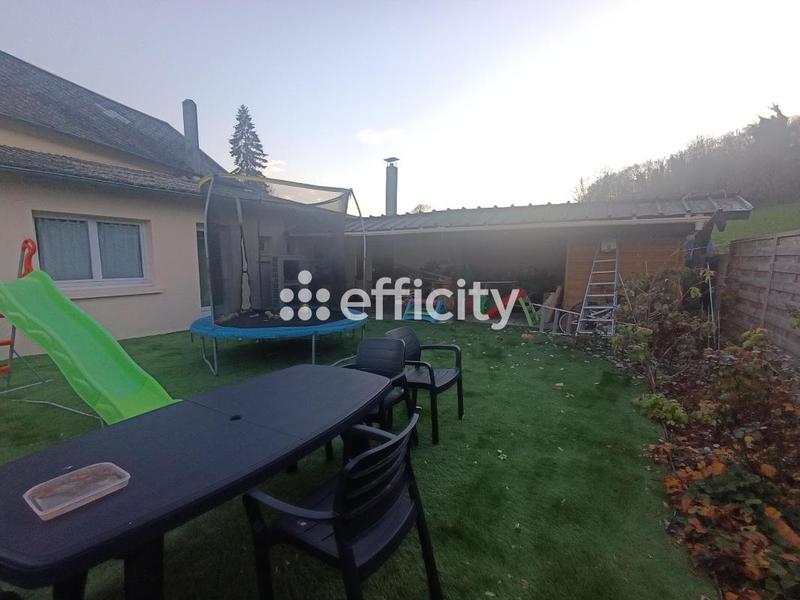 Maison - 233 m² - 6 pièces