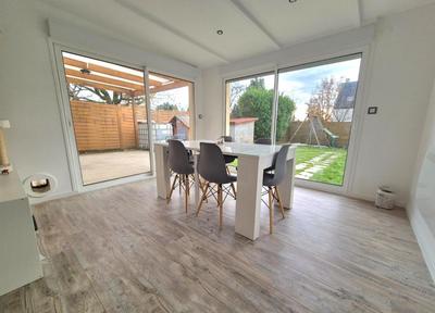 Maison - 93 m² - 4 pièces