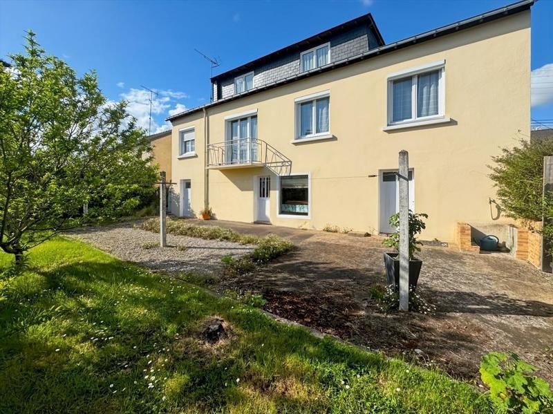 Maison - 110 m² - 4 pièces