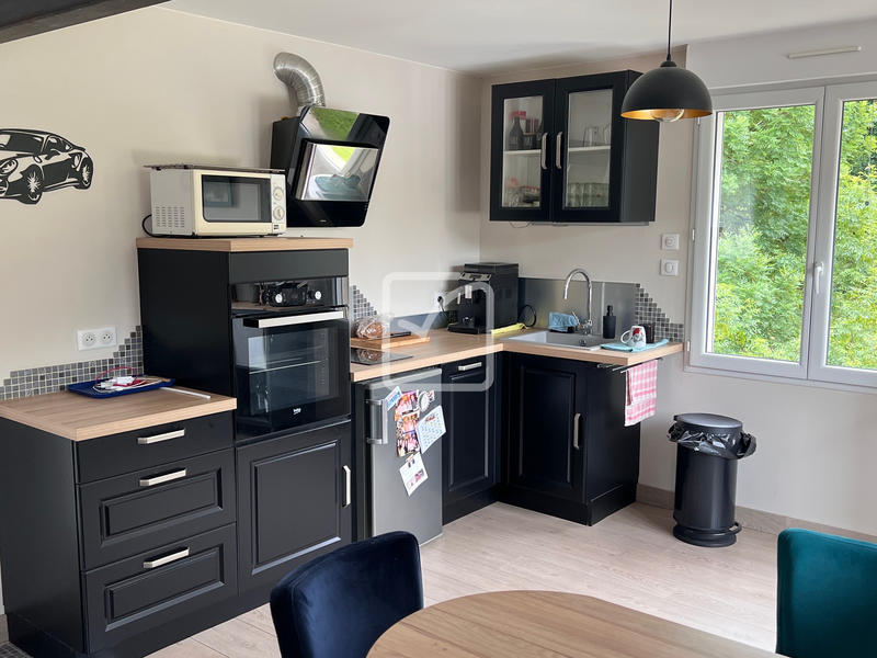 Maison - 418 m² - 20 pièces