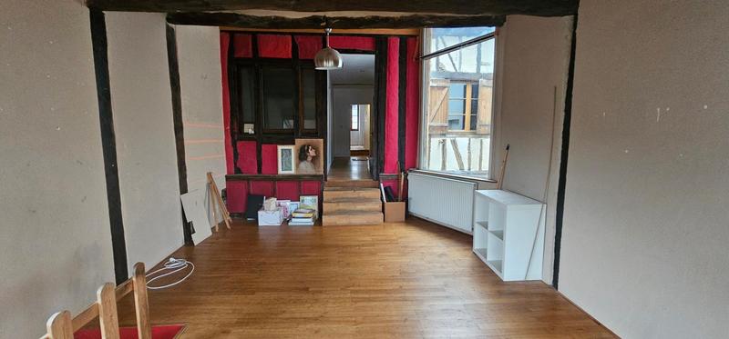 Maison - 208 m² - 6 pièces