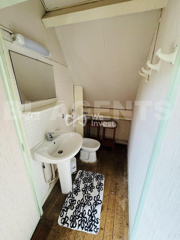 Maison - 200 m² - 7 pièces