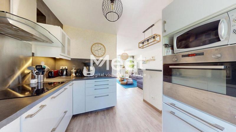 Duplex - 82 m² - 4 pièces