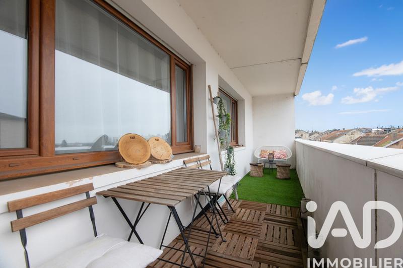 Appartement - 105 m² - 4 pièces