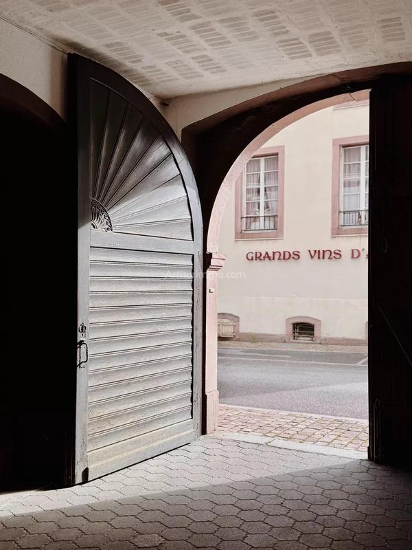 Maison - 312 m² - 12 pièces