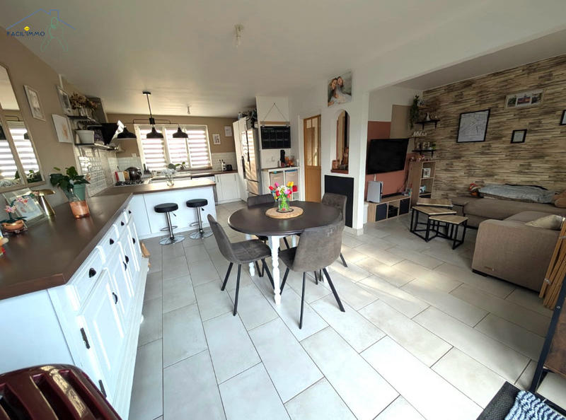 Maison - 78 m² - 6 pièces