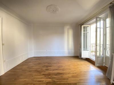 Appartement bourgeois - 109 m² - 4 pièces