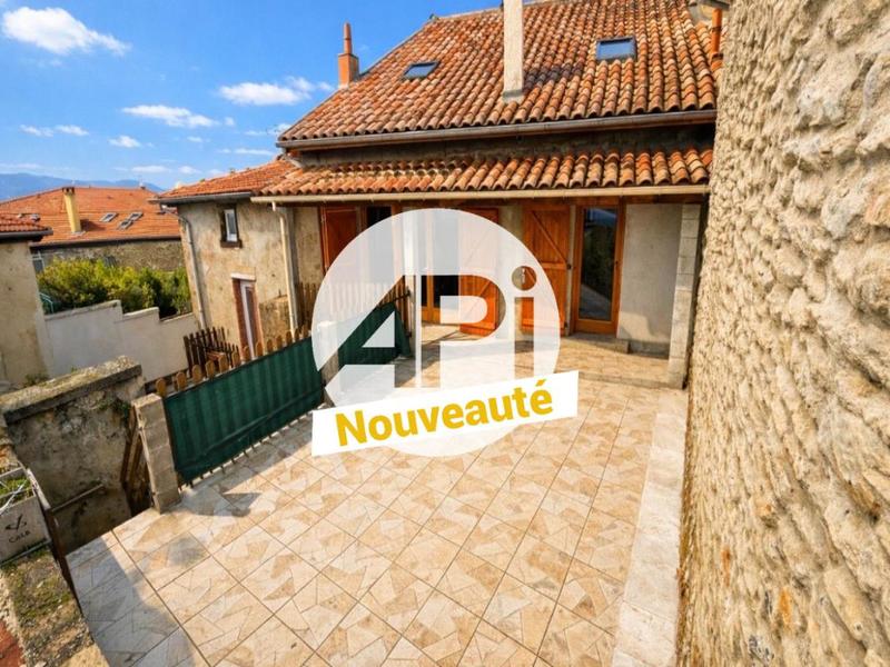 Maison de village - 99 m² - 4 pièces