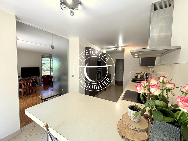 Appartement - 95 m² - 4 pièces