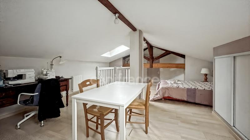 Maison en pierre - 167 m² - 7 pièces