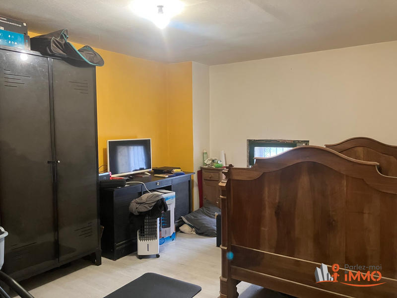 Maison - 299 m² - 12 pièces