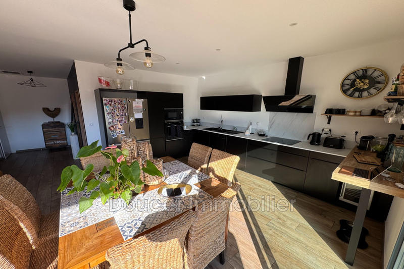 Appartement - 110 m² - 3 pièces