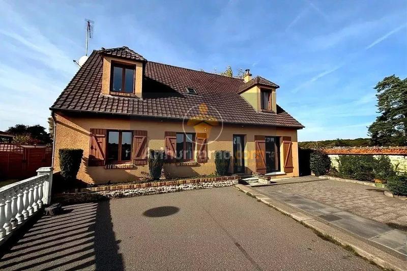 Maison - 160 m² - 8 pièces