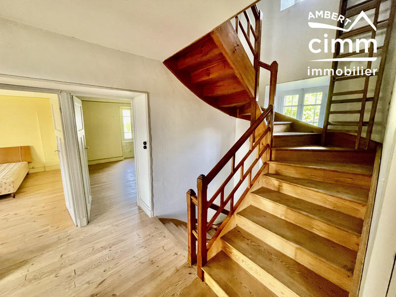 Maison - 194 m² - 11 pièces