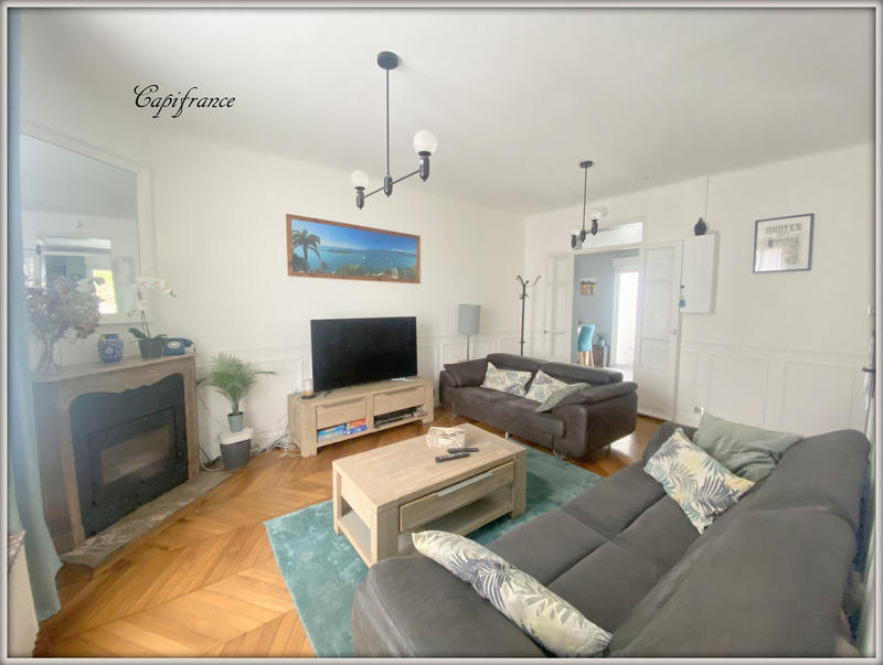 Maison - 123 m² - 5 pièces