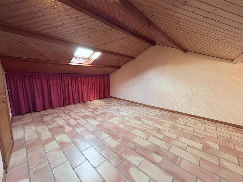 Maison - 184 m² - 6 pièces