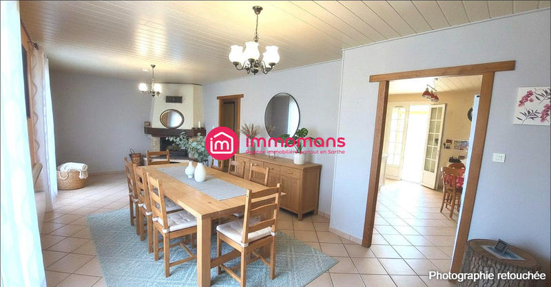Maison - 165 m² - 11 pièces