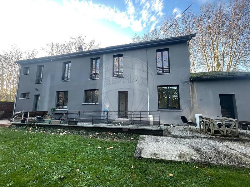 Local commercial - 437 m² - 10 pièces