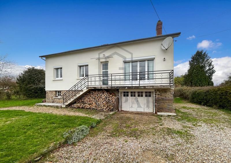 Maison - 95 m² - 5 pièces