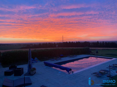 Maison - 820 m² - 18 pièces